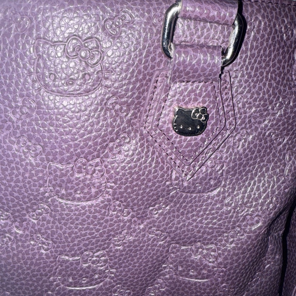 💜 Hello Kitty x Loungefly Embossed Purple Leather Tote Bag - Picture 7 of 16